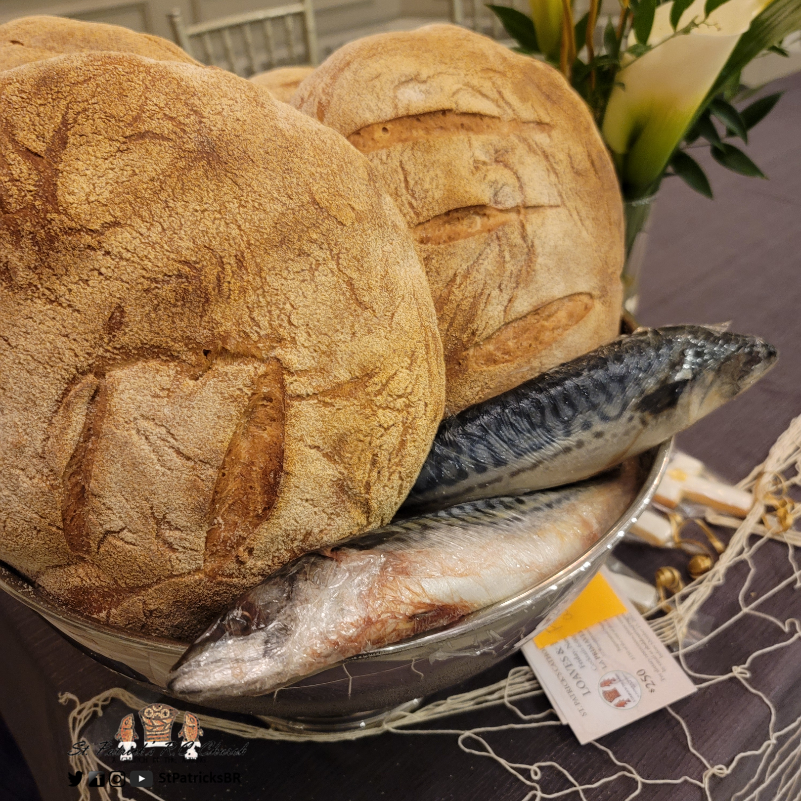 Display: Five Loaves and Two Fish